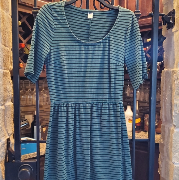 Old Navy Dress 💚 - Picture 2 of 11